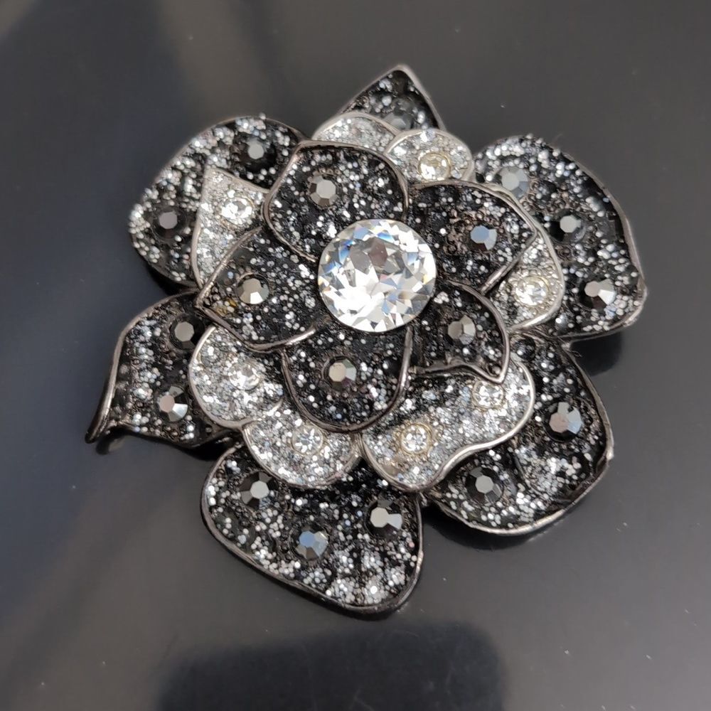 Chico's Vintage Gunmetal/Silver Tone Rhinestone Flower Brooch